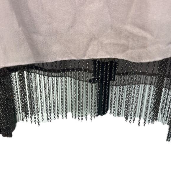 NWT alice + olivia Chelsea 100% Silk Curved Fringe Hem Top Purple Medium - Picture 6 of 10
